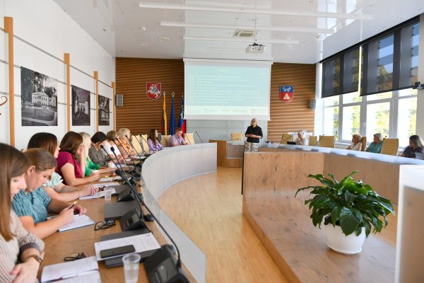 Vyko mokymai apie savivaldos svarbą sprendžiant seksualinio smurto problemą