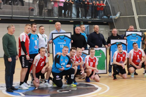 Šalčininkų r. HC „Sokol“ padėka buvusiems komandos nariams