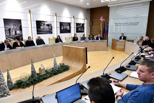Įvyko pasitarimas su seniūnais, įmonių ir įstaigų vadovais