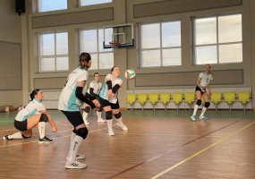 Moterų tinklinio pirmenybės Šalčininkų rajon mero taurei laimėti