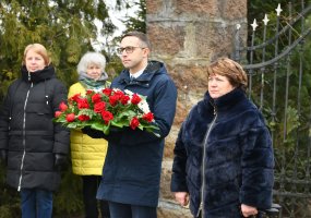 Armijos Krajovos karių kapų lankymas Pasmerktųjų karių atminties dienos išvakarėse