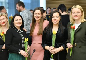 Sveikiname Šalčininkų rajono savivaldybės administracijos moteris!