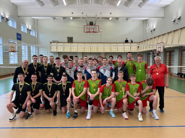 Šalčininkų rajono mokyklų žaidynių vaikinų tinklinio varžybos