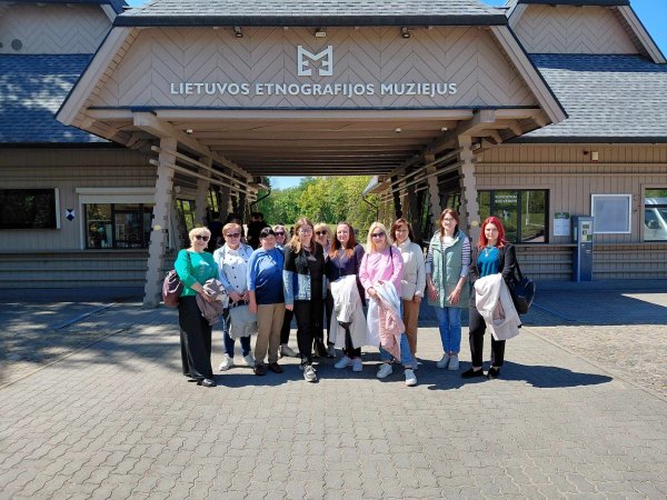 Geografijos mokytojų metodinės grupės išvyka į Rumšiškes