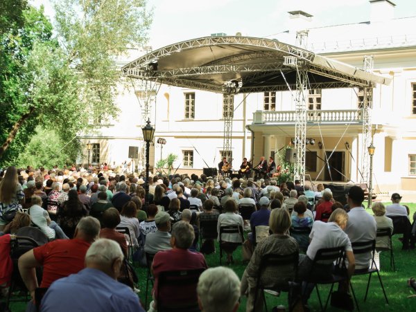 Festiwal „Muzyka w Pałacu Balińskich w Jaszunach” zaprasza na wyjątkowe koncerty 