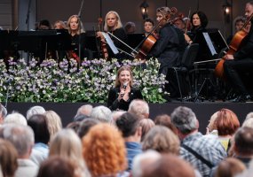 Spalvinga simfoninės muzikos fiesta Jašiūnų dvare