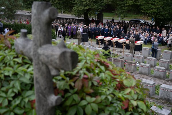 Uroczystości pogrzebowe śp. Edwarda Borkowskiego oraz żołnierzy Armii Krajowej na Rossie