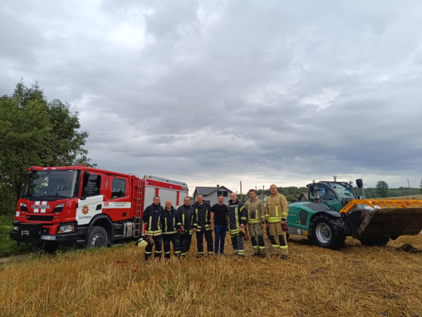 Ūkininkai - patikimi ugniagesių gelbėtojų pagalbininkai kovoje su ugnimi