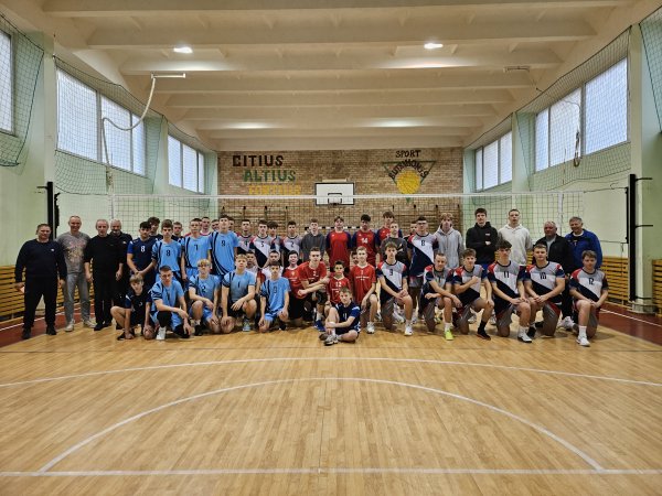 Tinklinio turnyras Stanislavo Mikonio taurei laimėti