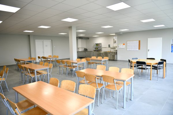 Atnaujinta Dieveniškių A. Mickevičiaus gimnazijos valgykla