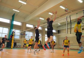 Kova dėl nugalėtojo taurės tinklinio aikštelėje