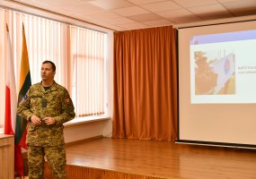 NATO pajėgų integravimo vieneto vizitas Dieveniškėse