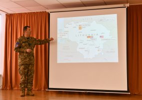 NATO pajėgų integravimo vieneto vizitas Dieveniškėse