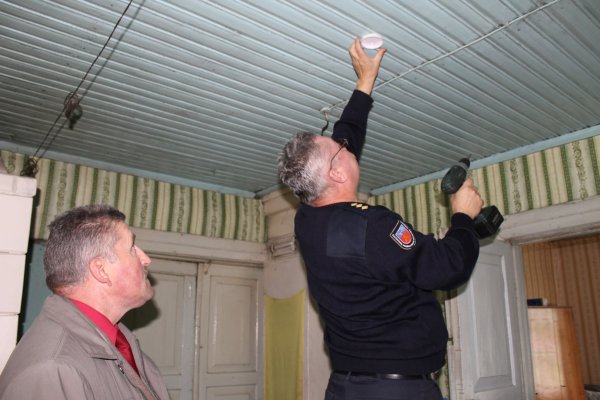 Ugniagesiai primena apie gyvybiškai svarbią apsaugą namuose