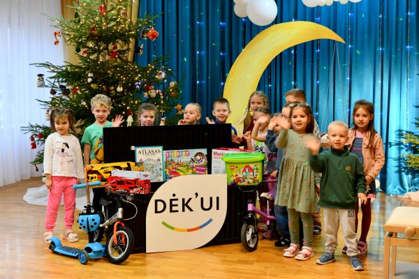 DĖK‘ui dovanos lopšeliui - darželiui „Vyturėlis“