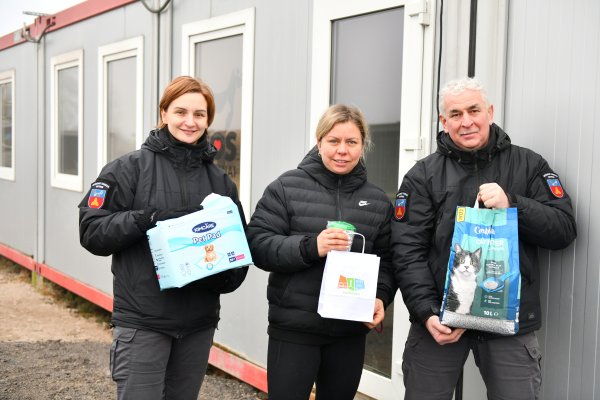 Kalėdinė pagalba keturkojams