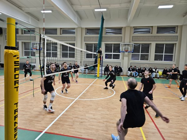 Prasidėjo Šalčininkų rajono tinklinio pirmenybės Šalčininkų rajono mero taurei laimėti