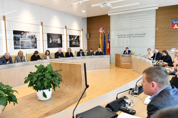 Darbinis pasitarimas: žiema dar nesitraukia, laukiamas atlydys