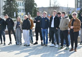 Šalčininkuose pakeltos Lietuvos ir NATO vėliavos