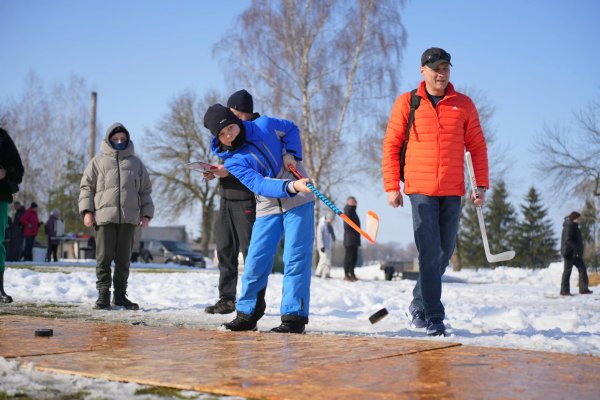 Žiemos palydos Eišiškėse: sportas, saulė ir pavasariška nuotaika