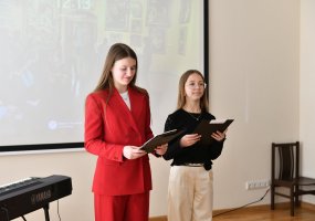 Gratulacje dla pracowników medycznych rejonu
