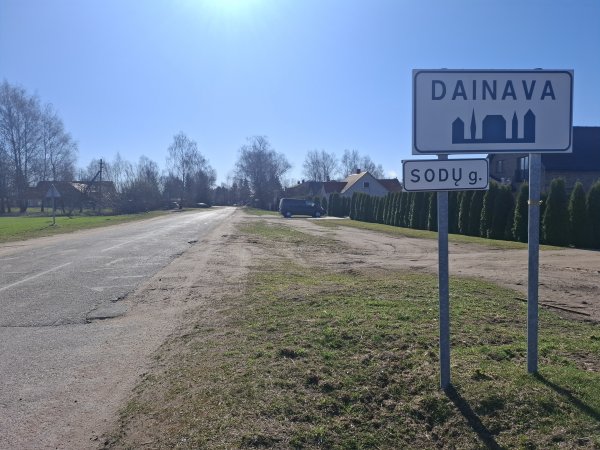 Darbai Dainavoje: vandentvarkos tinklai, kelio asfaltavimas ir nuotekų valykla