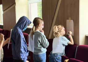 Šeimos ir jaunimo komunikacijos dirbtuvės stiprino vaikų ir tėvų tarpusavio ryšį