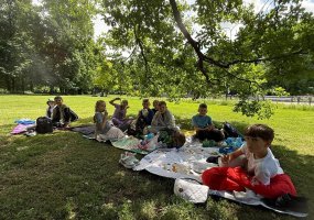 Vaikų vasaros stovykla Baltosios Vokės Elizos Ožeškovos gimnazijoje
