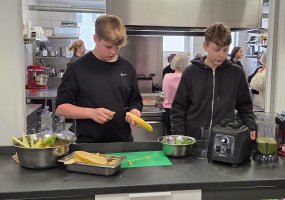 Kūrybiška vasara anglų kalba: „Creative English Camp“ subūrė mokinius naujoms patirtims