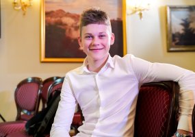 Jašiūnų dvare skambėjo jaunimo eilės, dainos ir drąsa