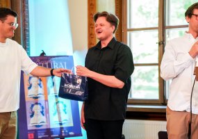 Jašiūnų dvare skambėjo jaunimo eilės, dainos ir drąsa