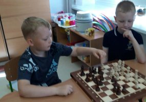 Vaikų vasaros poilsio projektas „Pažink, išbandyk, kurk“ Eišiškių gimnazijoje