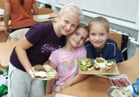 Vaikų vasaros poilsio projektas „Pažink, išbandyk, kurk“ Eišiškių gimnazijoje