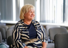 Jašiūnų dvare skambėjo jaunimo eilės, dainos ir drąsa
