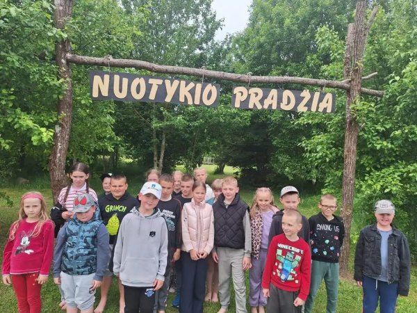 Vasaros poilsio stovyklos „Paslapčių kelias“ akimirkos