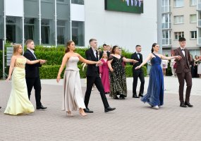 „Poloneza czas zacząć!” – Bal Maturalny 71. Promocji Gimnazjum im. Jana Śniadeckiego w Solecznikach