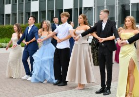 „Poloneza czas zacząć!” – Bal Maturalny 71. Promocji Gimnazjum im. Jana Śniadeckiego w Solecznikach