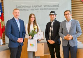 Jaunuoliams įteikti savanorystės sertifikatai ir padėkos