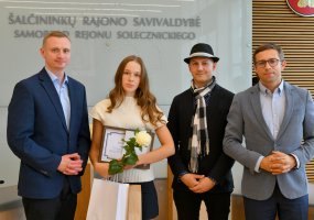 Jaunuoliams įteikti savanorystės sertifikatai ir padėkos