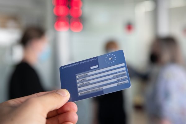 Į kelionę be Europos sveikatos draudimo kortelės? Ją gali pakeisti sertifikatas.
