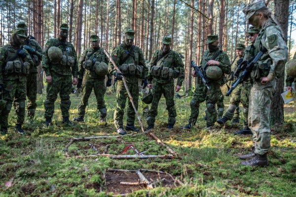 Inžinerijos pulko karių žvalgybos pratybos prie Sližiūnų tilto