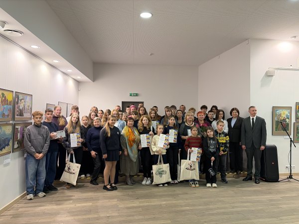 Respublikinio dailės konkurso parodos atidarymas ir laureatų apdovanojimas
